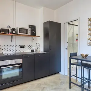  Apartment Cosy Proche De L'arc De Triomphe - 2p