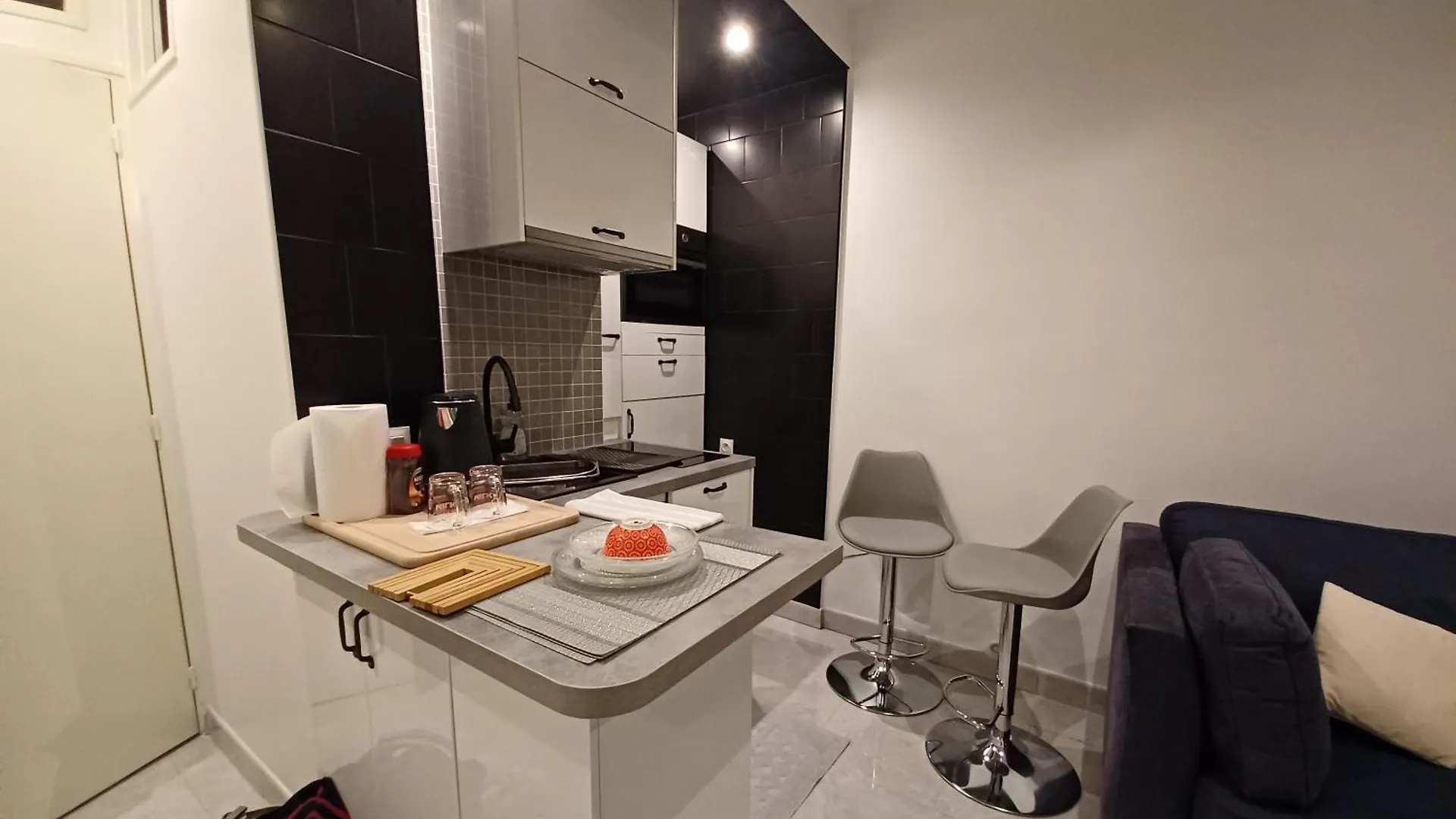 Apartment Studioparis17 France